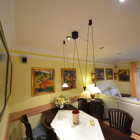 Ferienhaus-strandflieder-in-gross-zicker-halbinsel-moenchgut Tatil Evi Groß Zicker