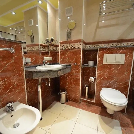 Ferienhaus-strandflieder-in-gross-zicker-halbinsel-moenchgut