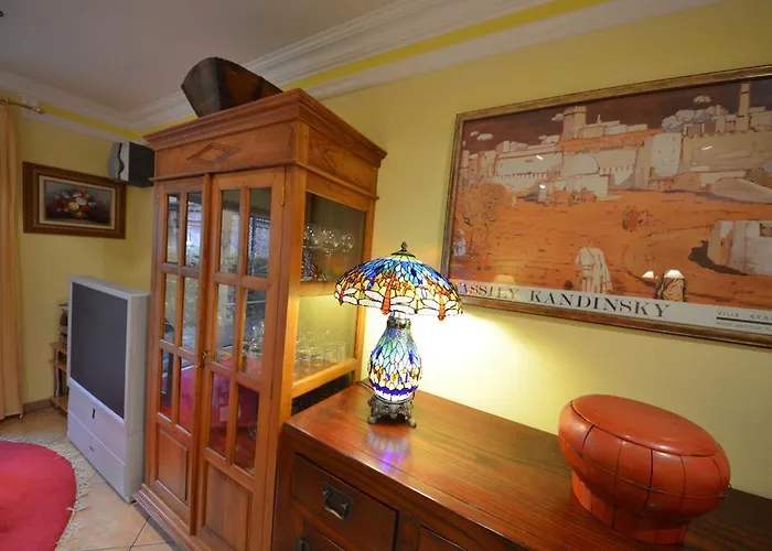 Ferienhaus-strandflieder-in-gross-zicker-halbinsel-moenchgut