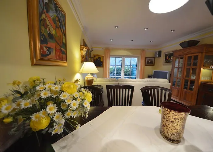 Ferienhaus-strandflieder-in-gross-zicker-halbinsel-moenchgut